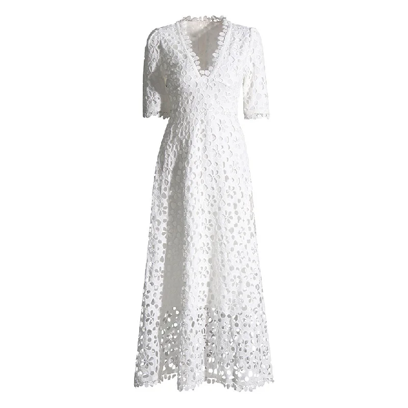 Feminine Lace Trim V Neck Half Sleeve Broderie Anglaise Fit and Flare Maxi Dress Trendy Maxi Dress with Straps