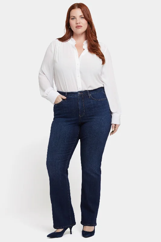 Barbara Bootcut Jeans In Plus Size - Northbridge Comfortable Boyfriend Jeans