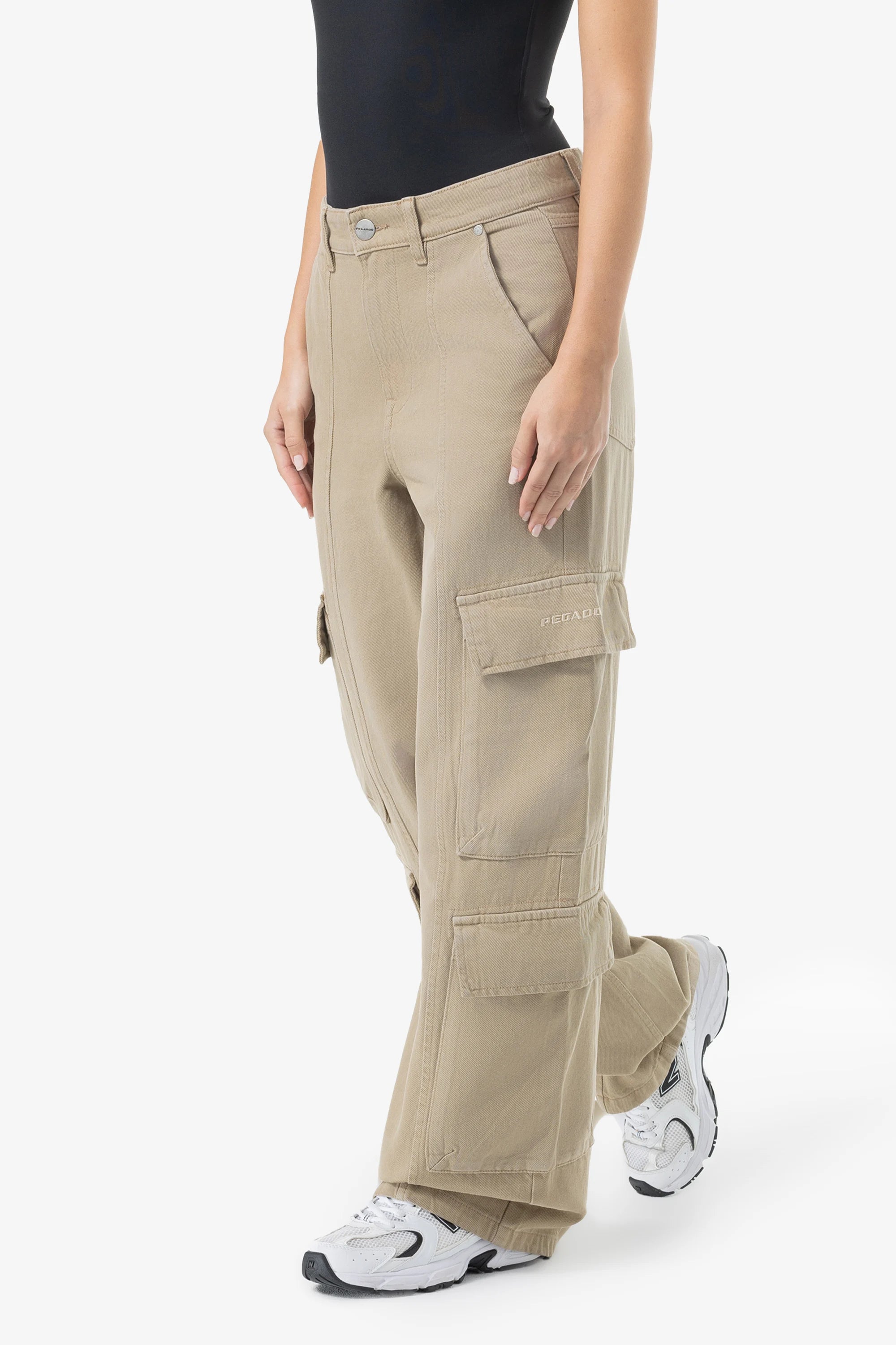 Isa Baggy Cargo Jeans Washed Desert Taupe Stylish Cargo Style Jeans